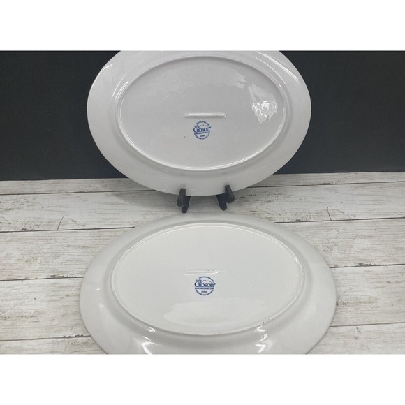 2 Vintage Gibson Embossed Oval Serving Platters 14x10.5 and 14.75x10.5 LOT OF 2 - Picture 3 of 11